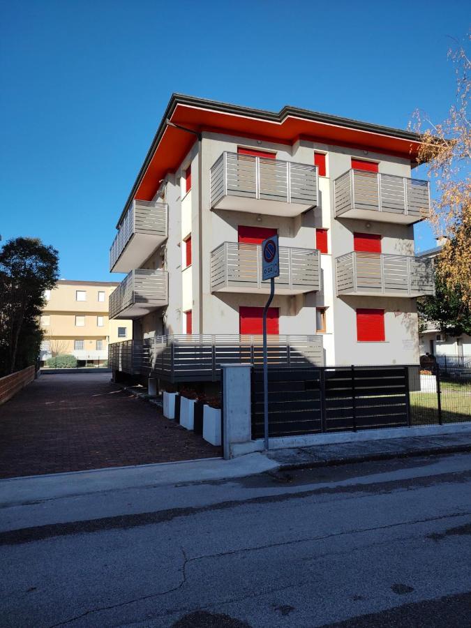 Villa Alpi Lignano Sabbiadoro Ngoại thất bức ảnh